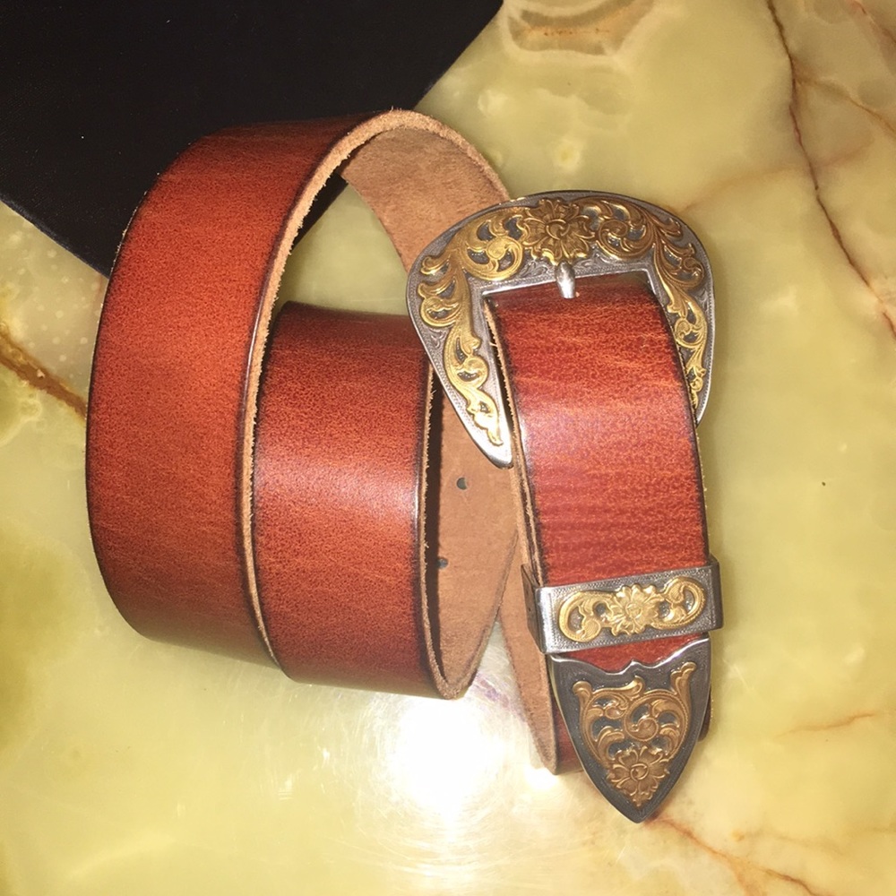 Western Gold and Silver Buckle Belt (Men/Women)